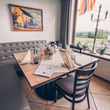 Hotel Kalenborner Hoehe Екстериор снимка