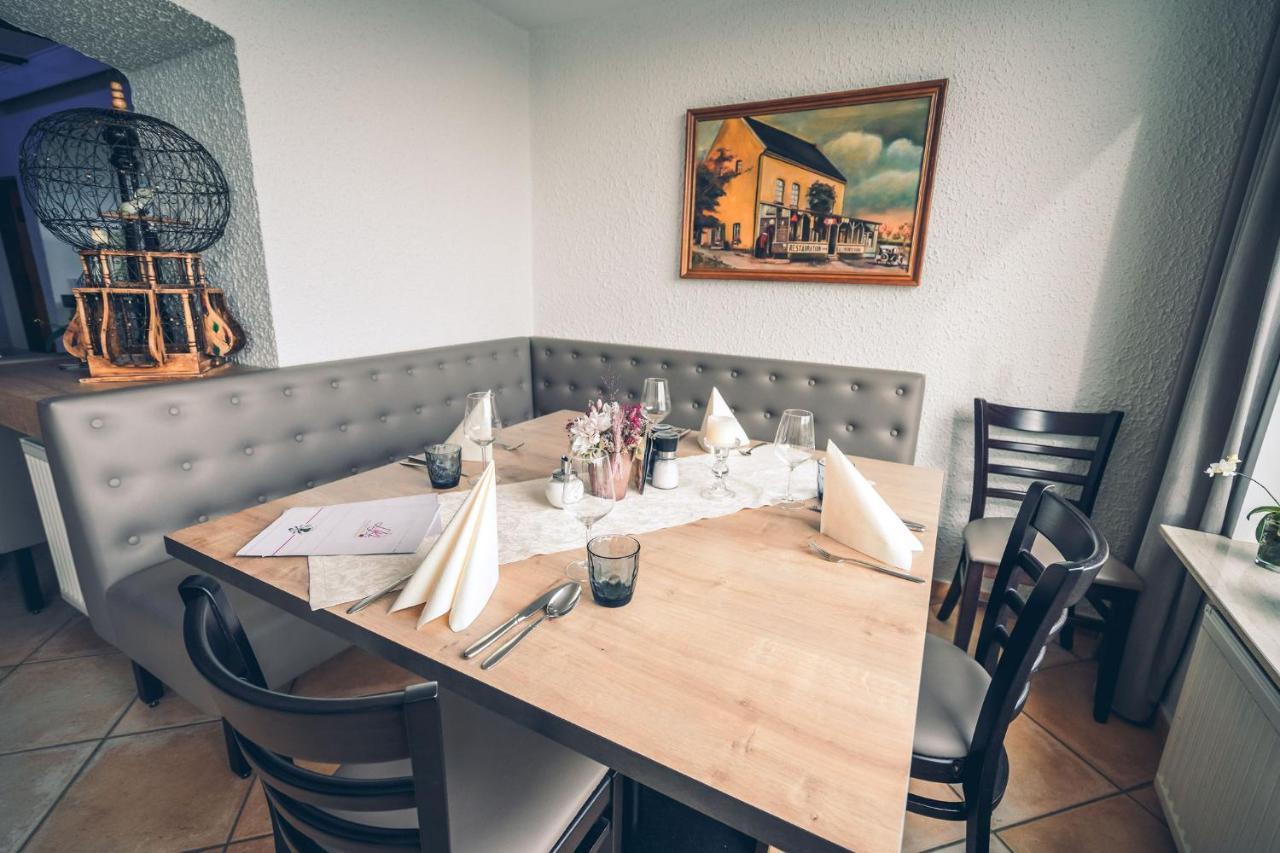 Hotel Kalenborner Hoehe Екстериор снимка