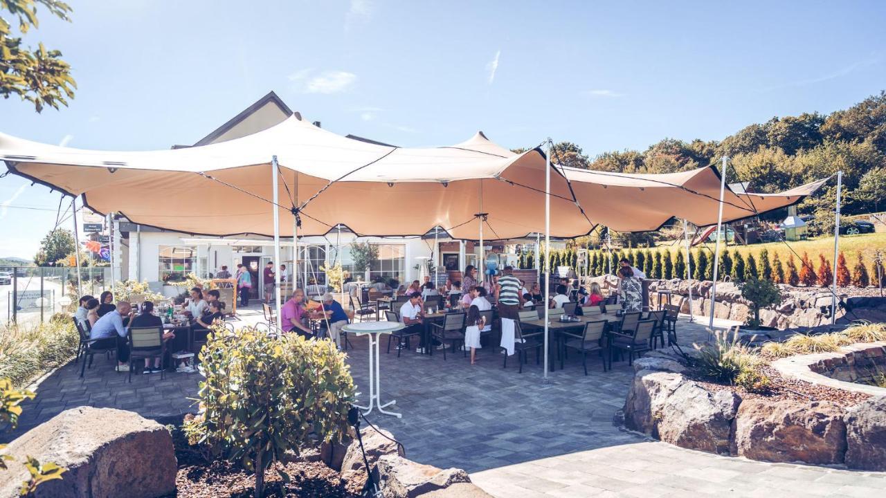 Hotel Kalenborner Hoehe Екстериор снимка