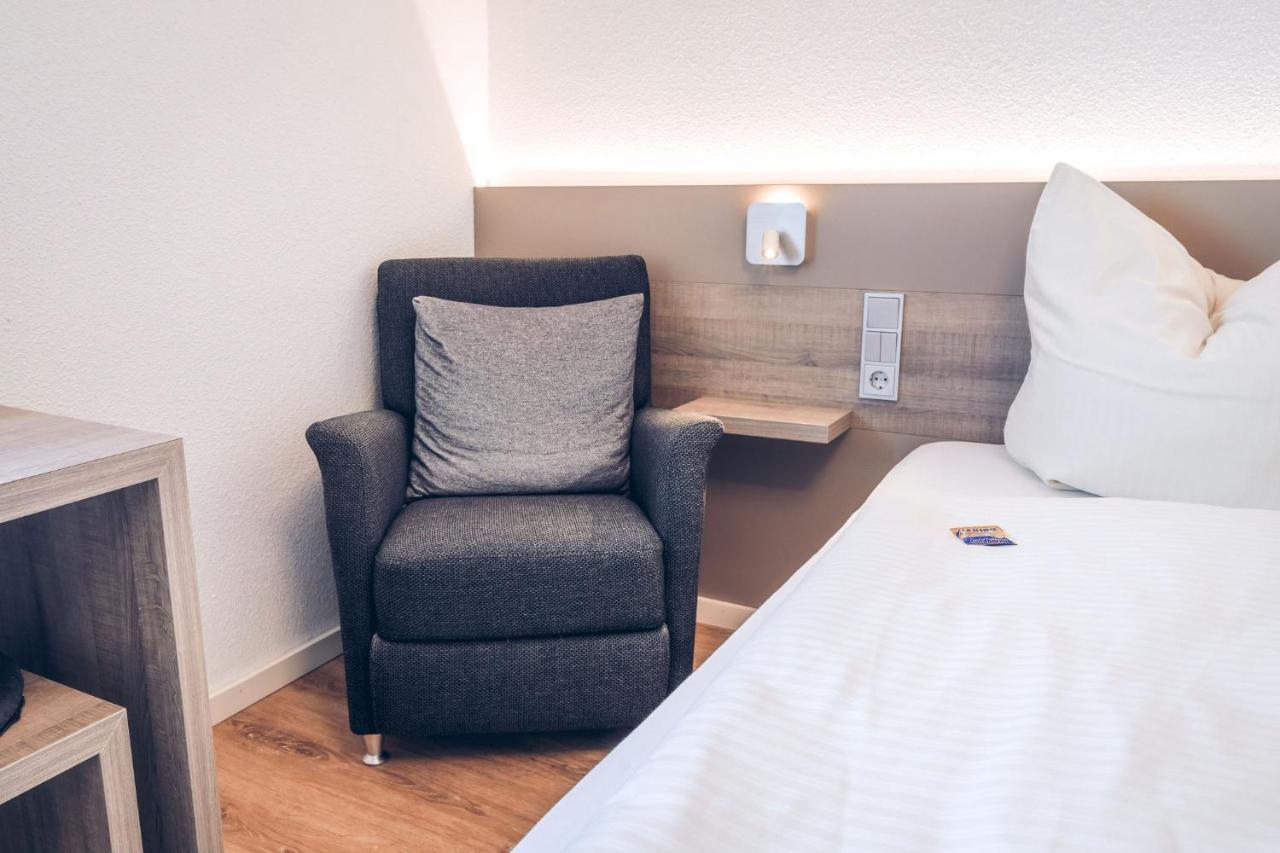 Hotel Kalenborner Hoehe Екстериор снимка