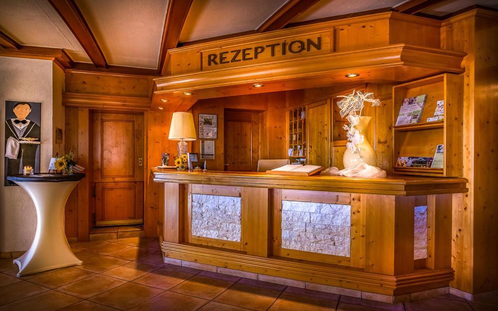 Hotel Kalenborner Hoehe Екстериор снимка